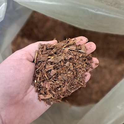 Кора сибирской лиственницы фракция 0-3 см (60 литров)