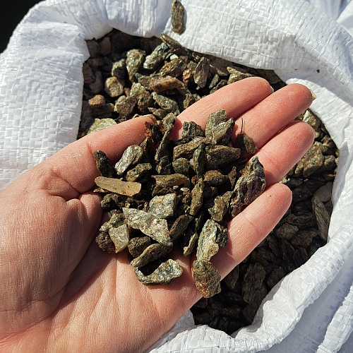 Каменная крошка "серебро" фр. 10-20 мм