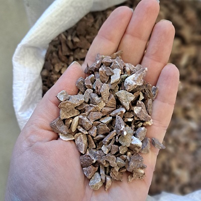 Крошка красная, мрамор, фракция 10-20мм. (Артикул 1160)