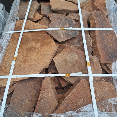 Камень песчаник Фонтанка 3-4см красная (1 м2 ~ 1 слой)